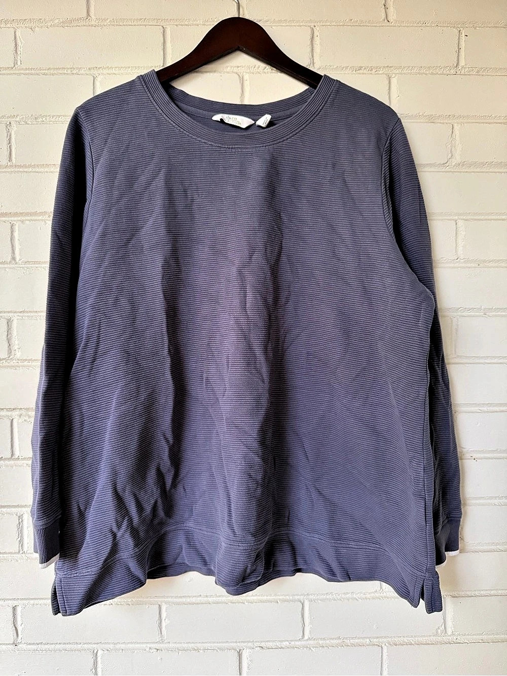 d&co ACTIVE Long Sleeve Top in Purple Size XL